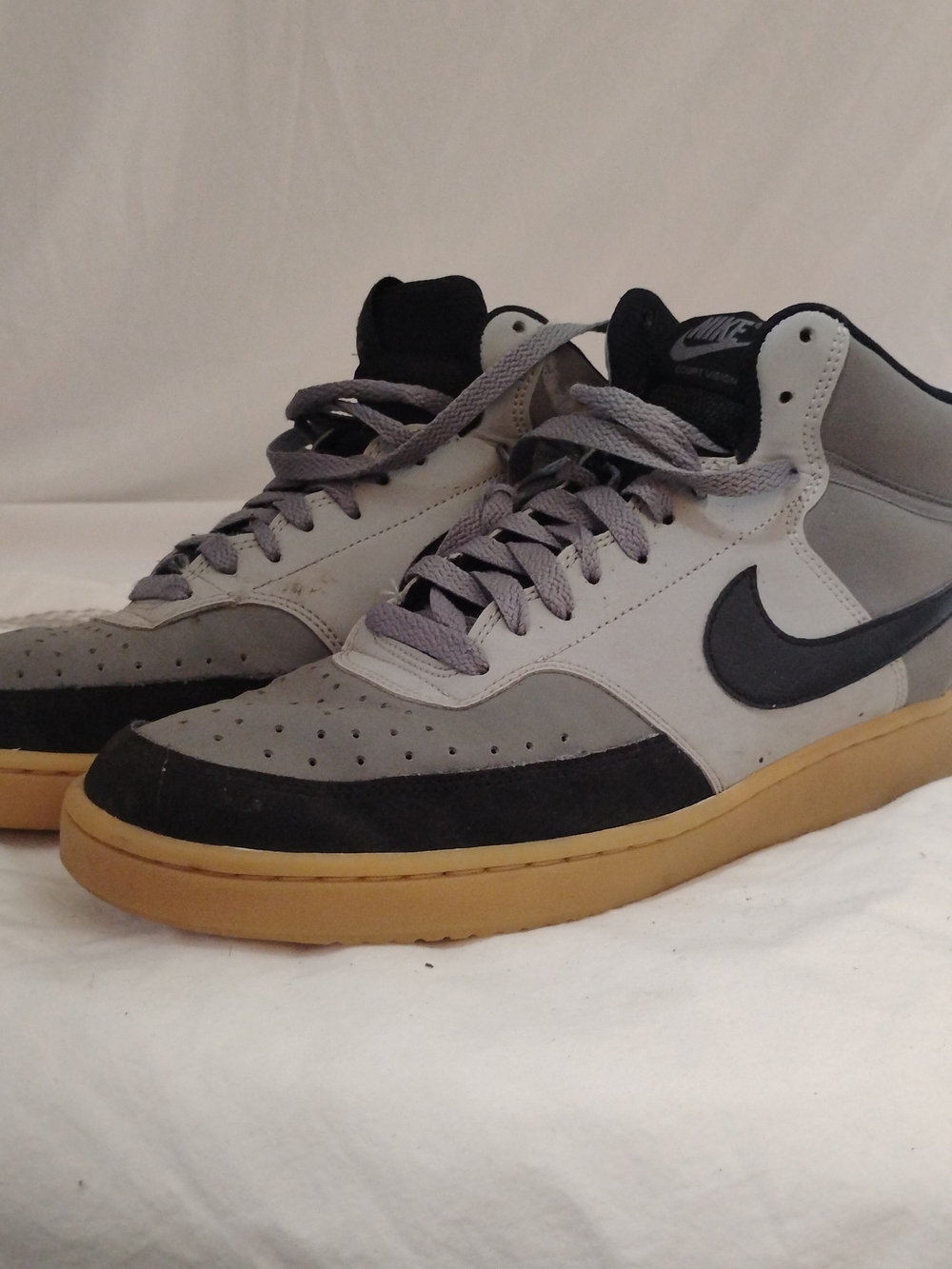 Nike Men’s Mid-Top Sneakers in Gray and Black